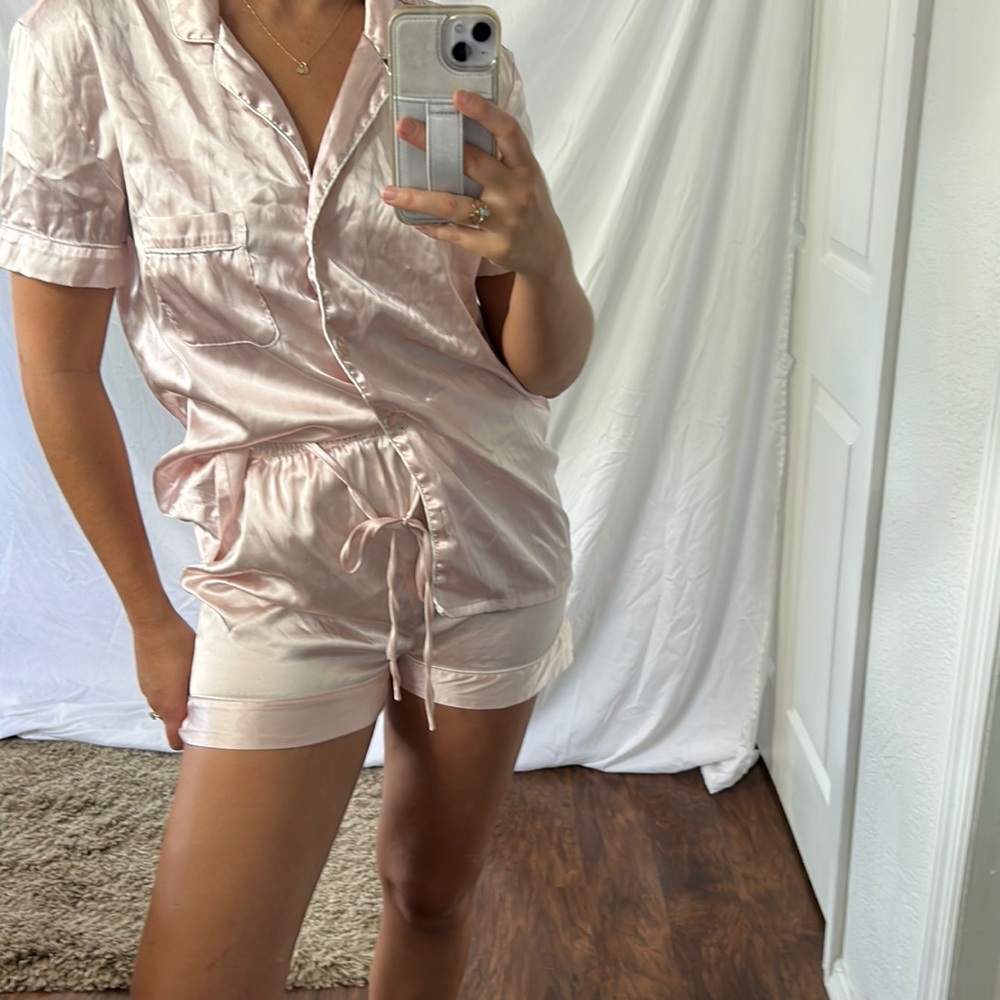 Women's silky pjs short set